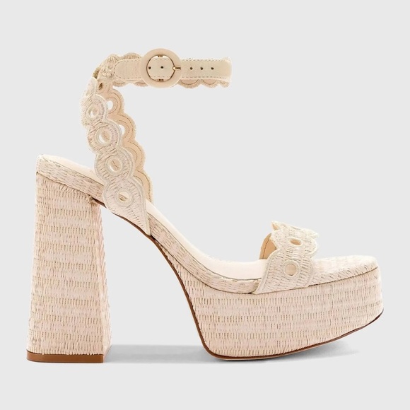 Larroude Shoes - Larroude Dolly Sandal in natural rafia Size 7.5